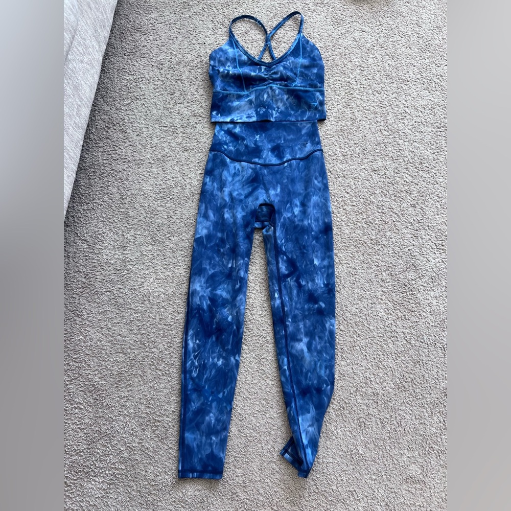 Gymshark Tie-Dye Blue and Gray Apparel